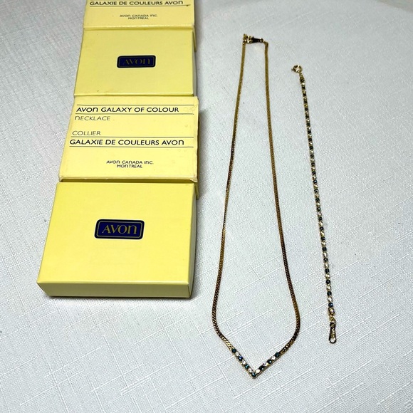 New Avon GALAXY OF COLOR Gold-tone V-Necklace & Tennis Bracelet - Picture 2 of 8